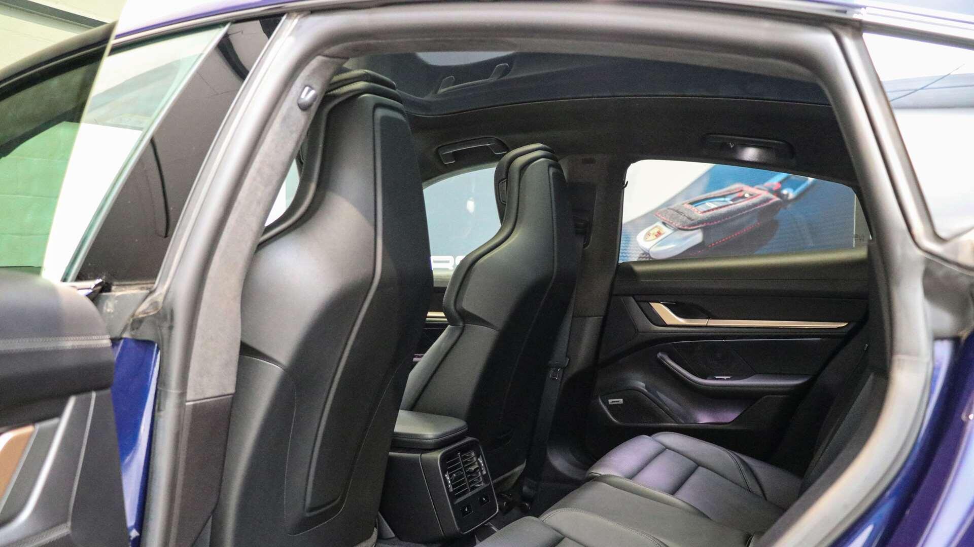 Porsche Taycan view 20
