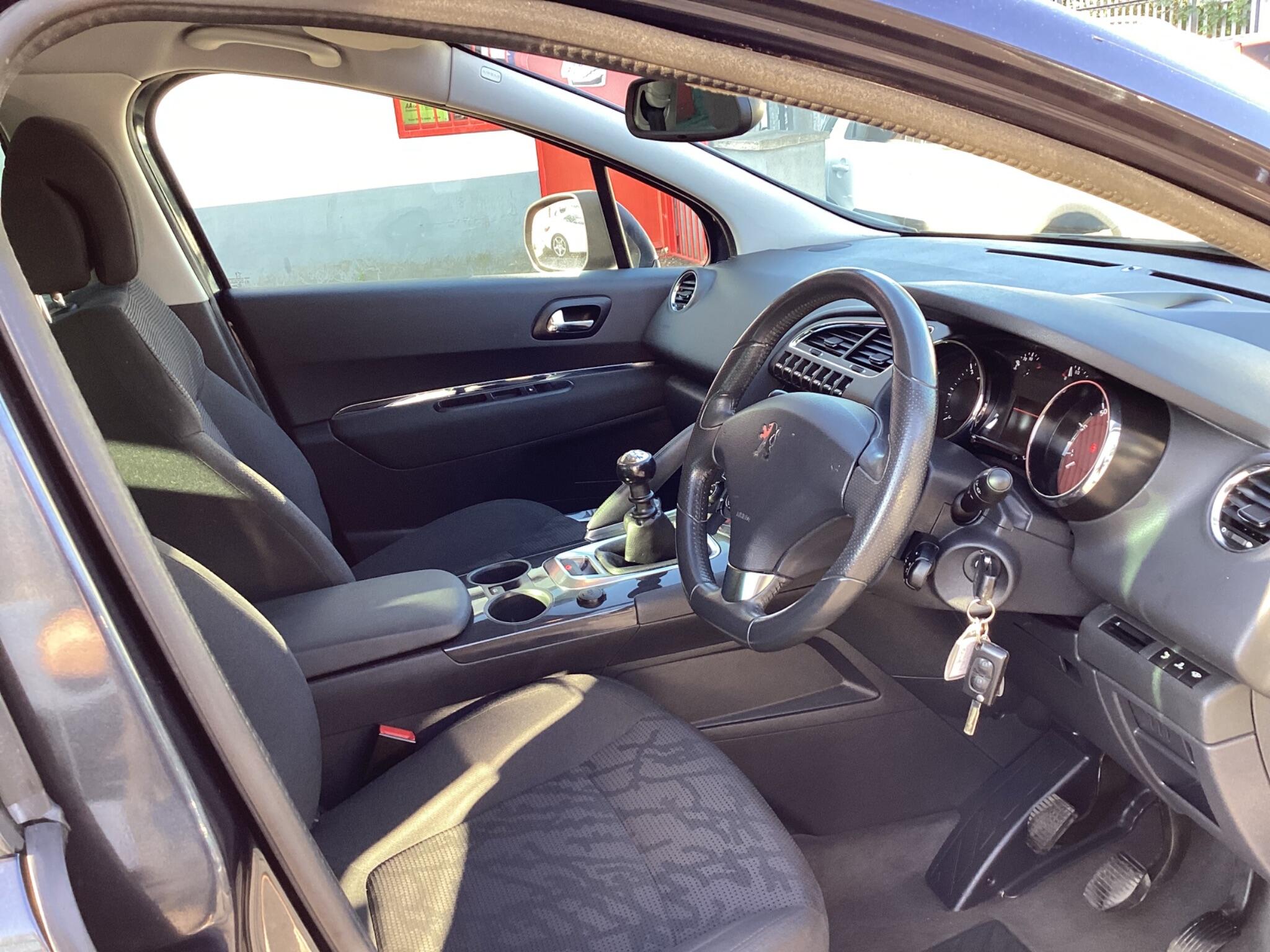 Peugeot 3008 view 15