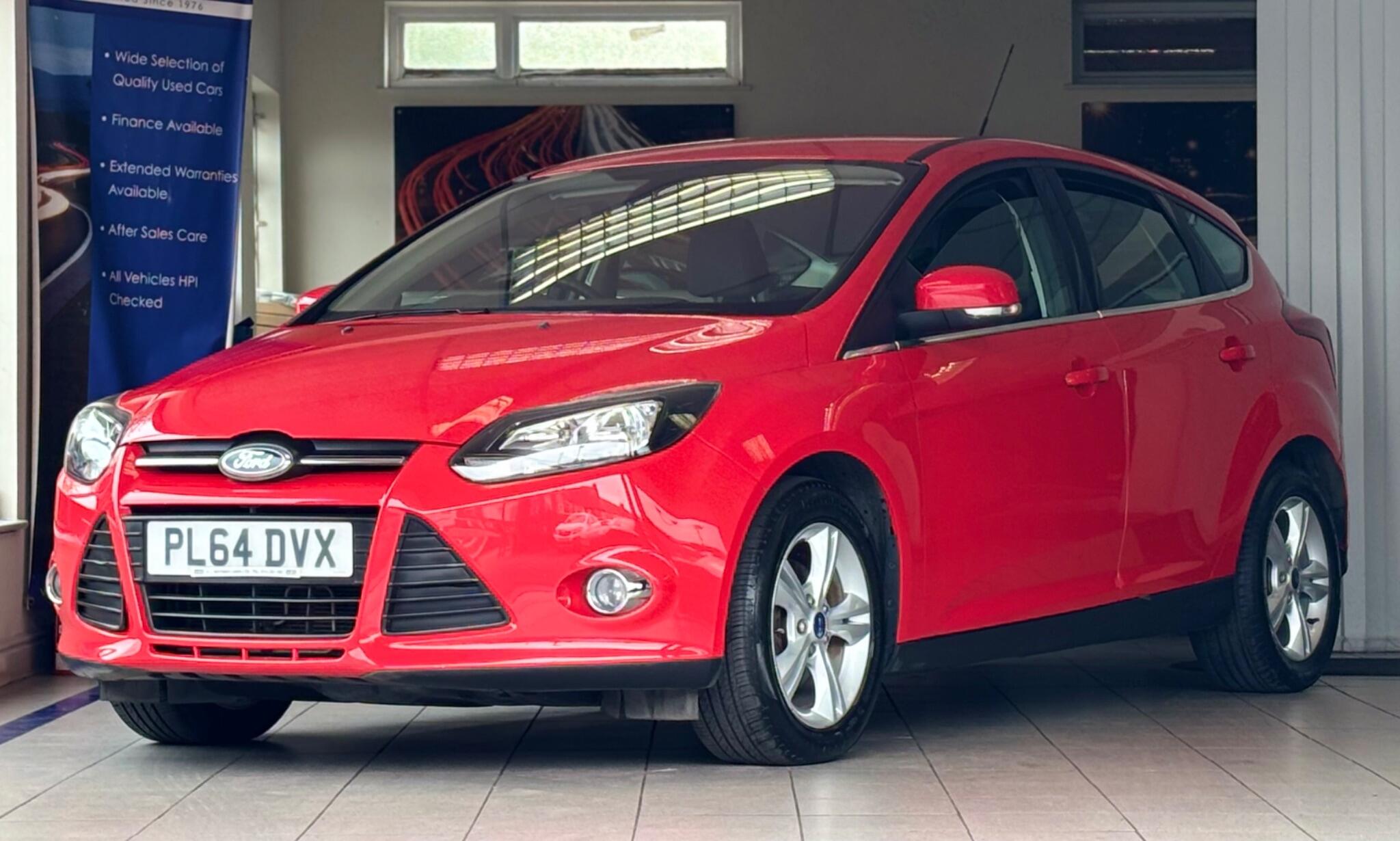 Ford Focus view 3