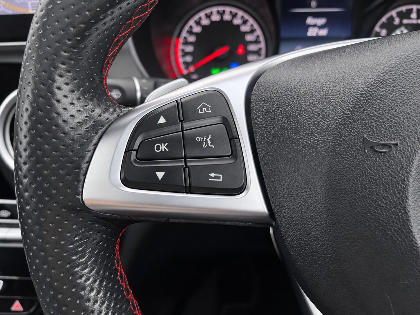 Mercedes-Benz GLC view 36