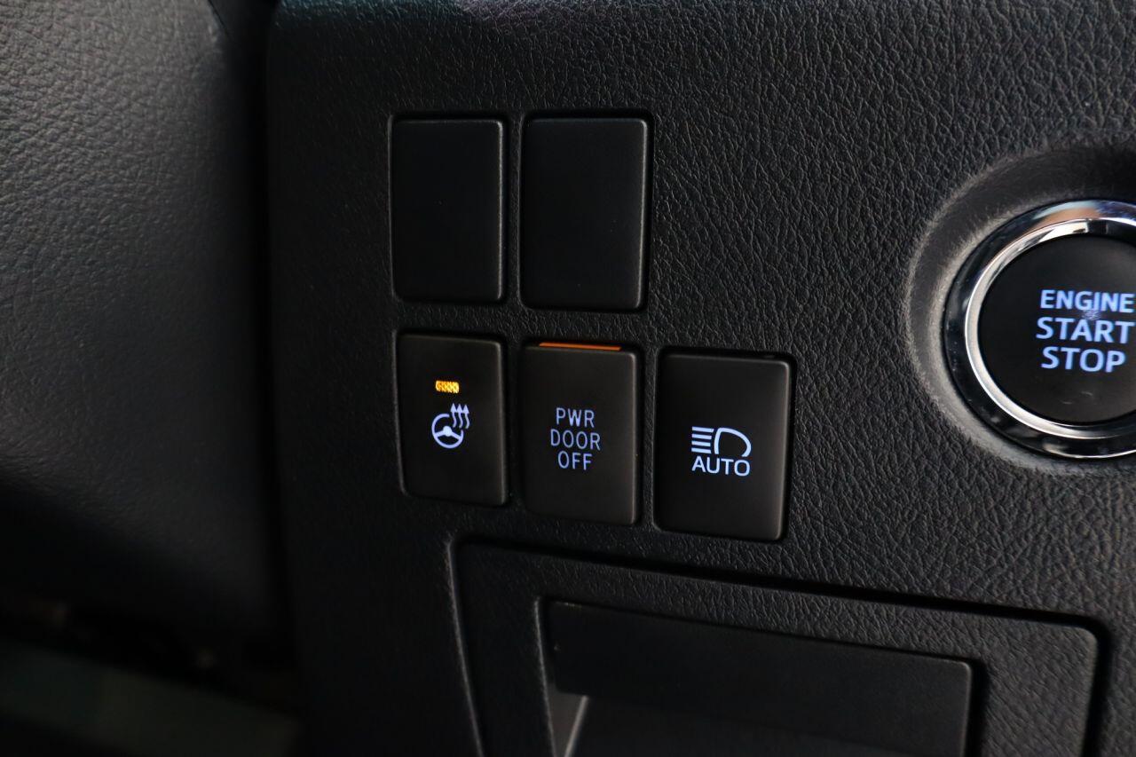 Toyota Alphard view 15