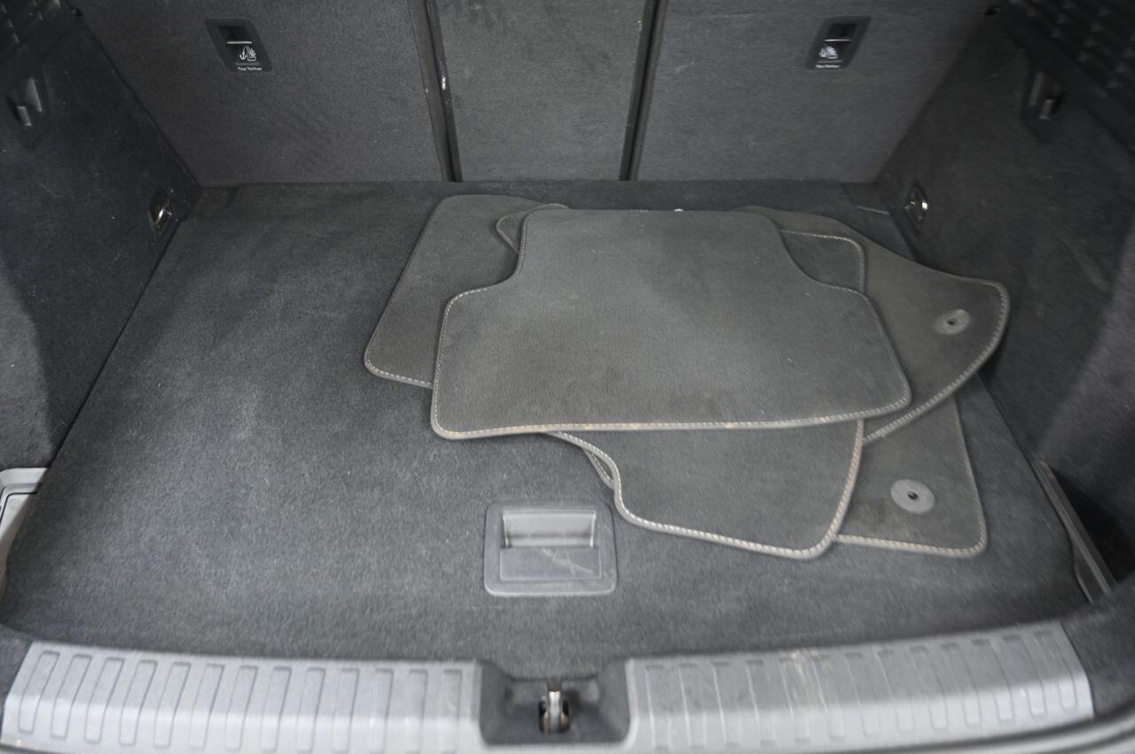 Audi S3 view 8