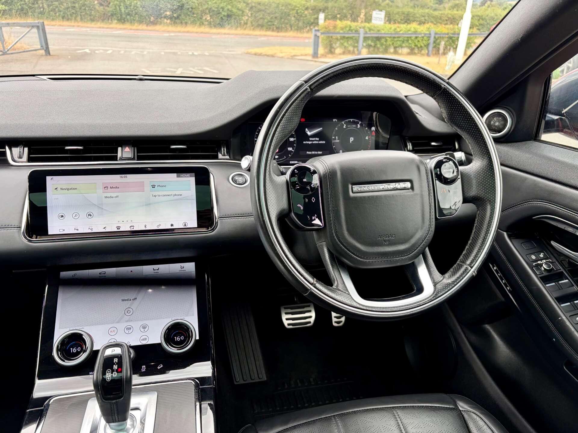 Land Rover Range Rover Evoque view 2