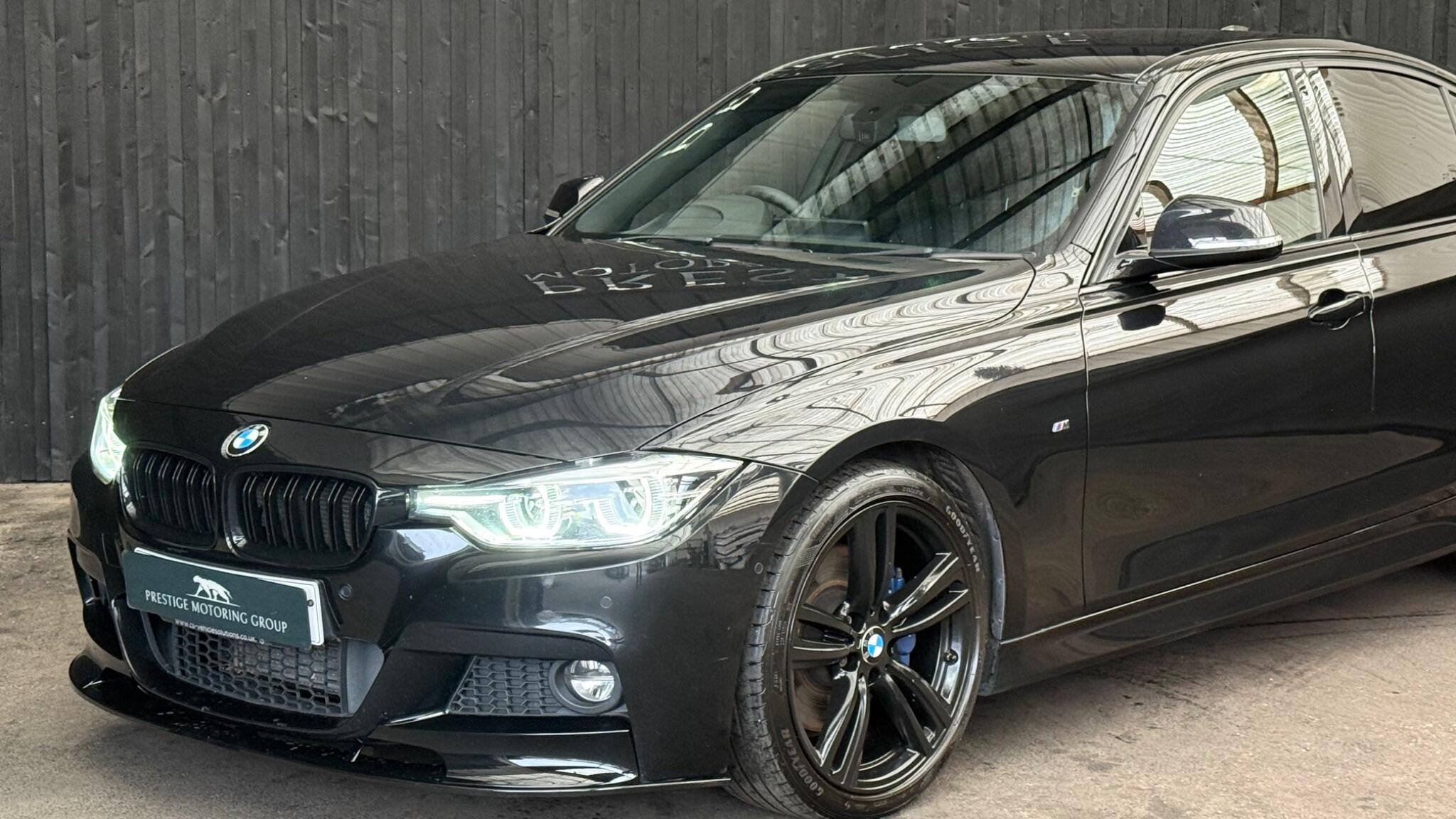 BMW 3 Series view 6