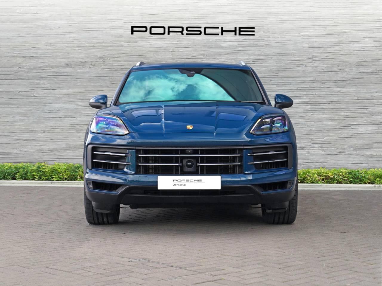 Porsche Cayenne view 7