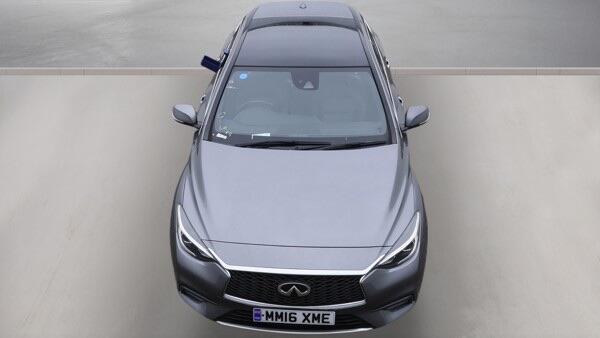 Infiniti Q30 view 7