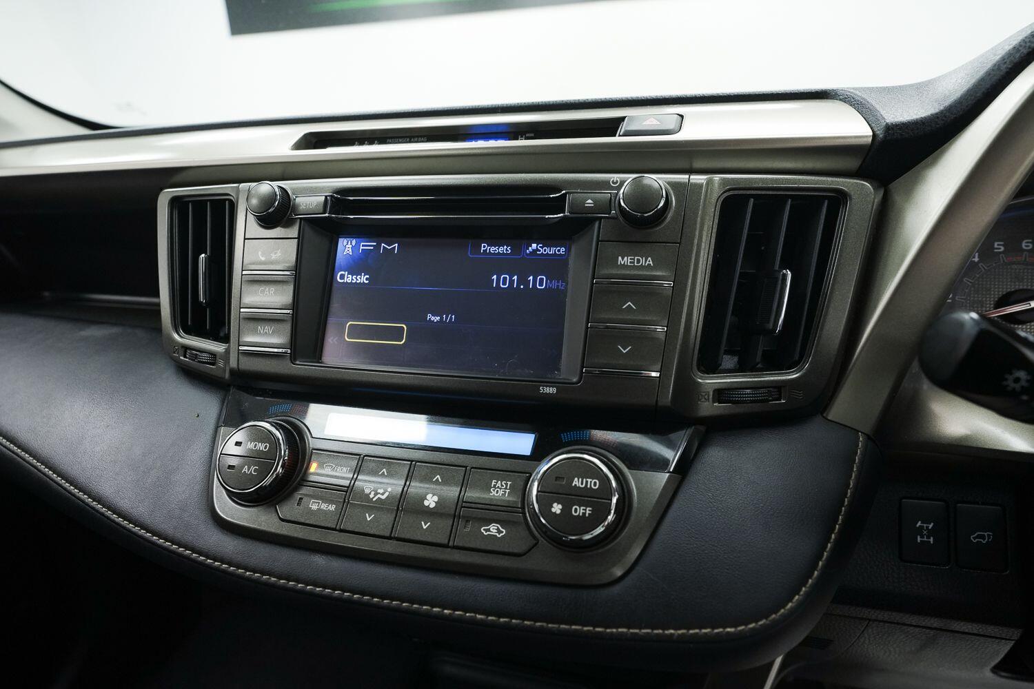 Toyota Rav4 view 21