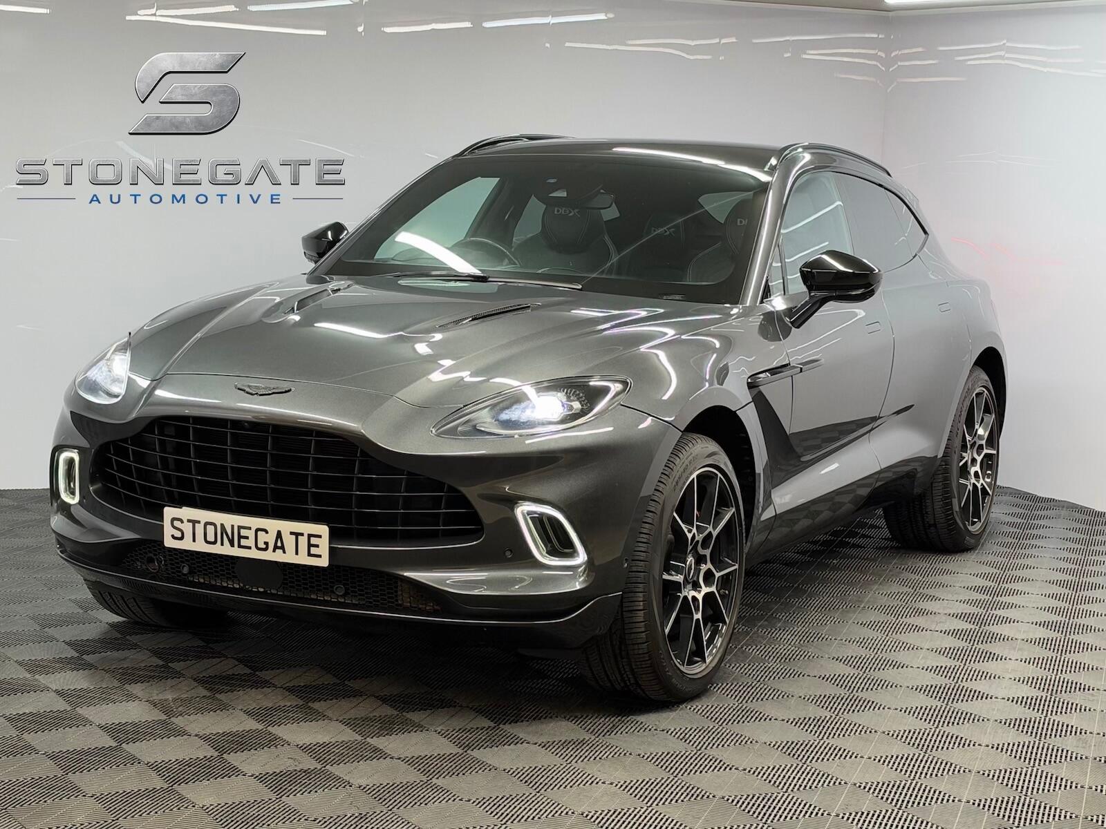 Aston Martin DBX