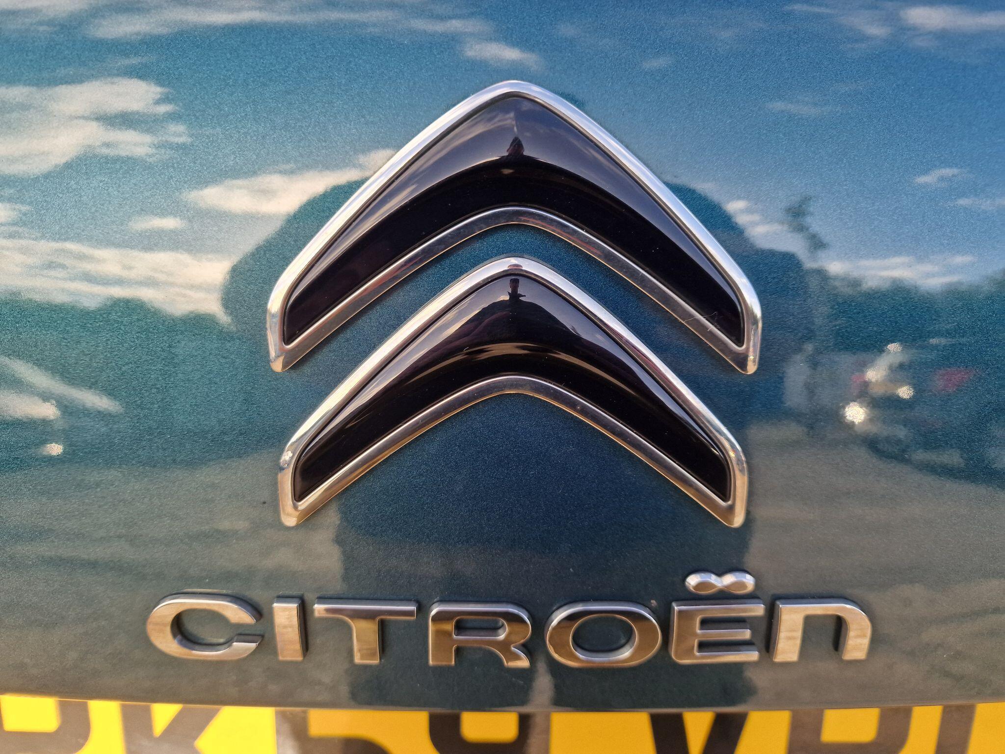 Citroen C5 Aircross view 59