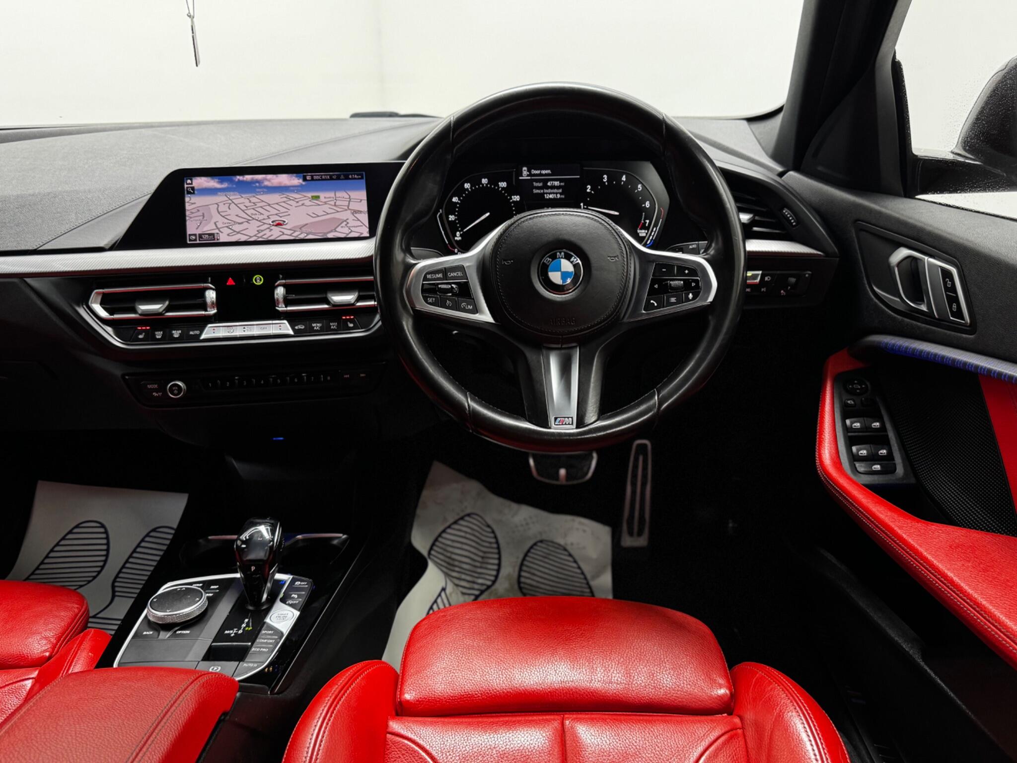BMW 1 Series view 20