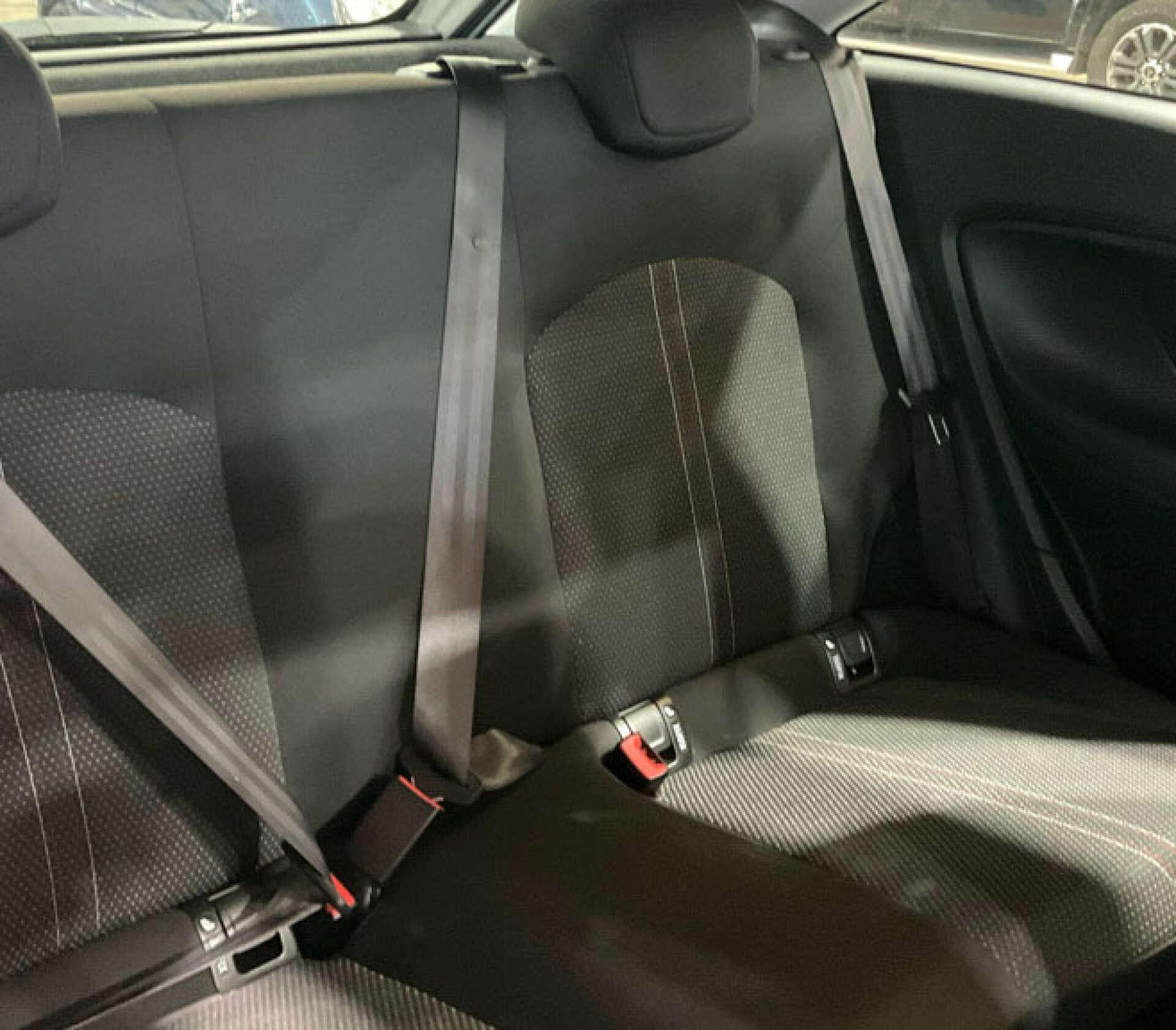 Vauxhall Corsa view 5