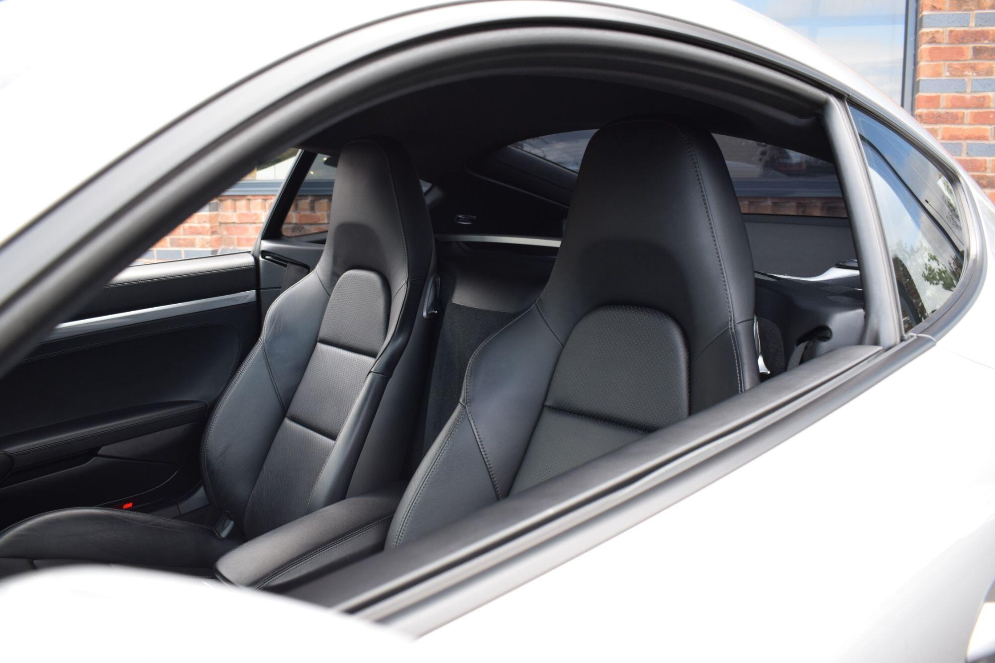 Porsche Cayman view 25