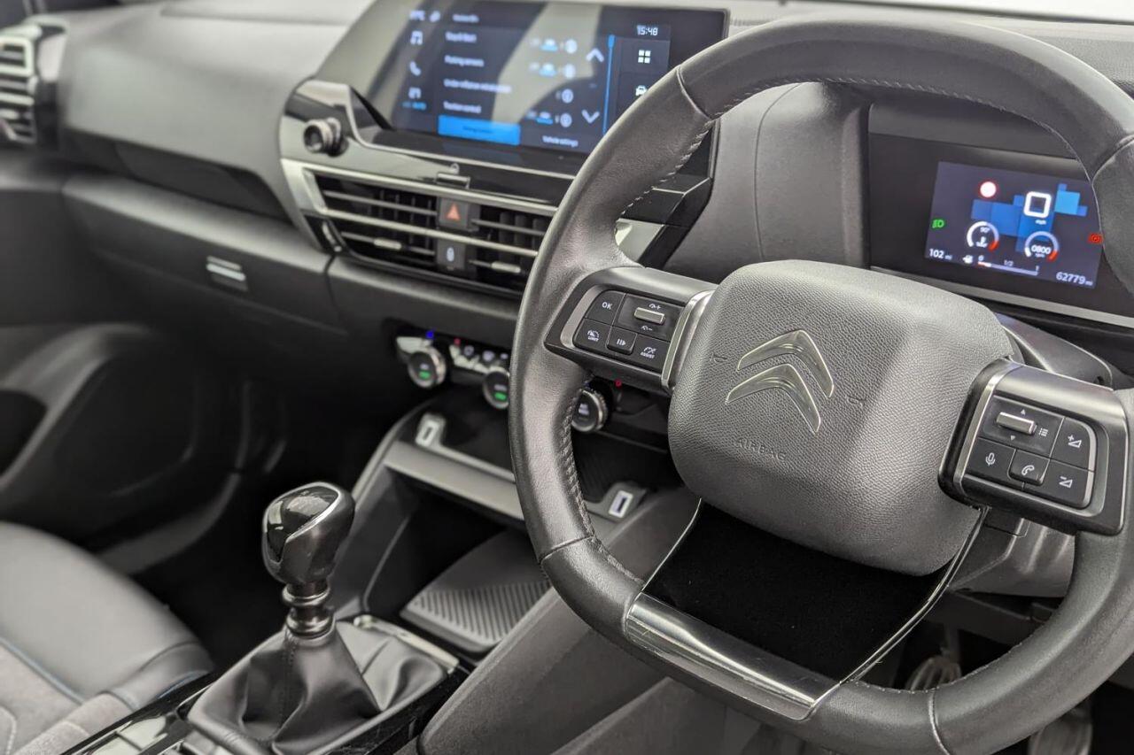 Citroen C4 view 36