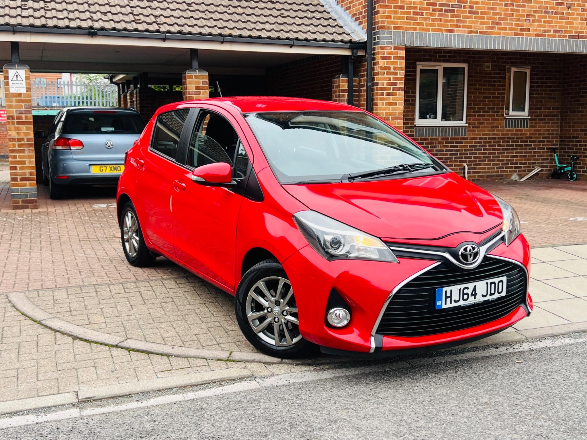 Toyota Yaris view 11