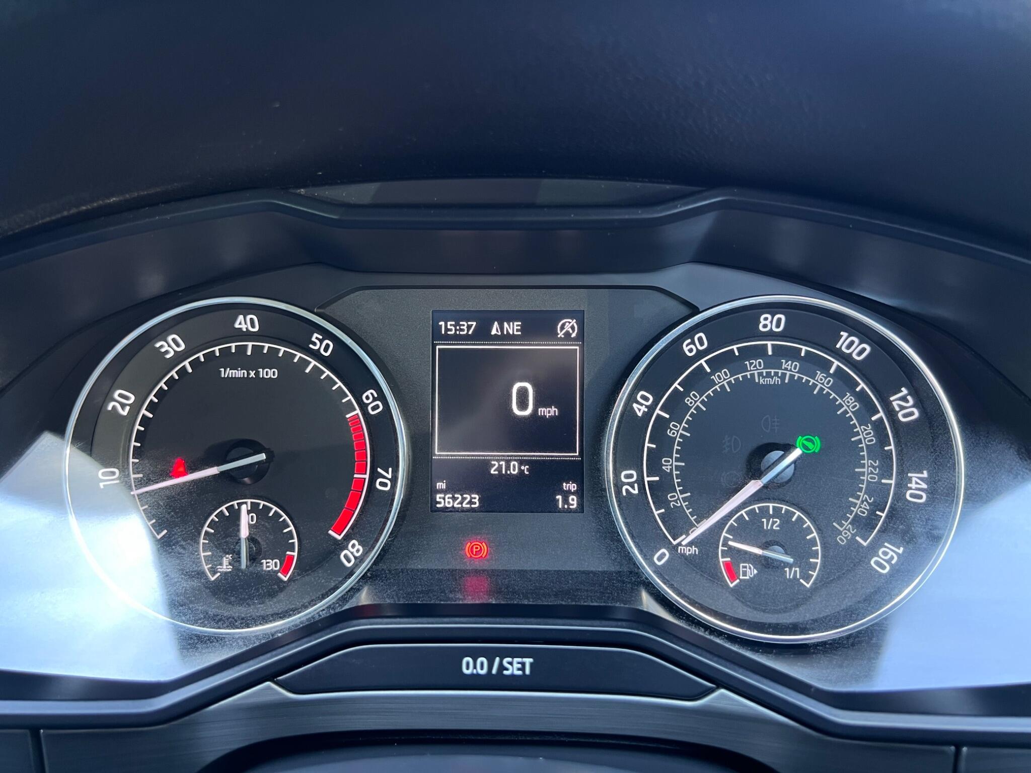 Skoda Superb view 25