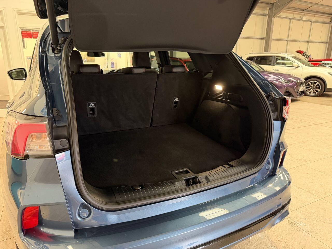 Ford Kuga view 38