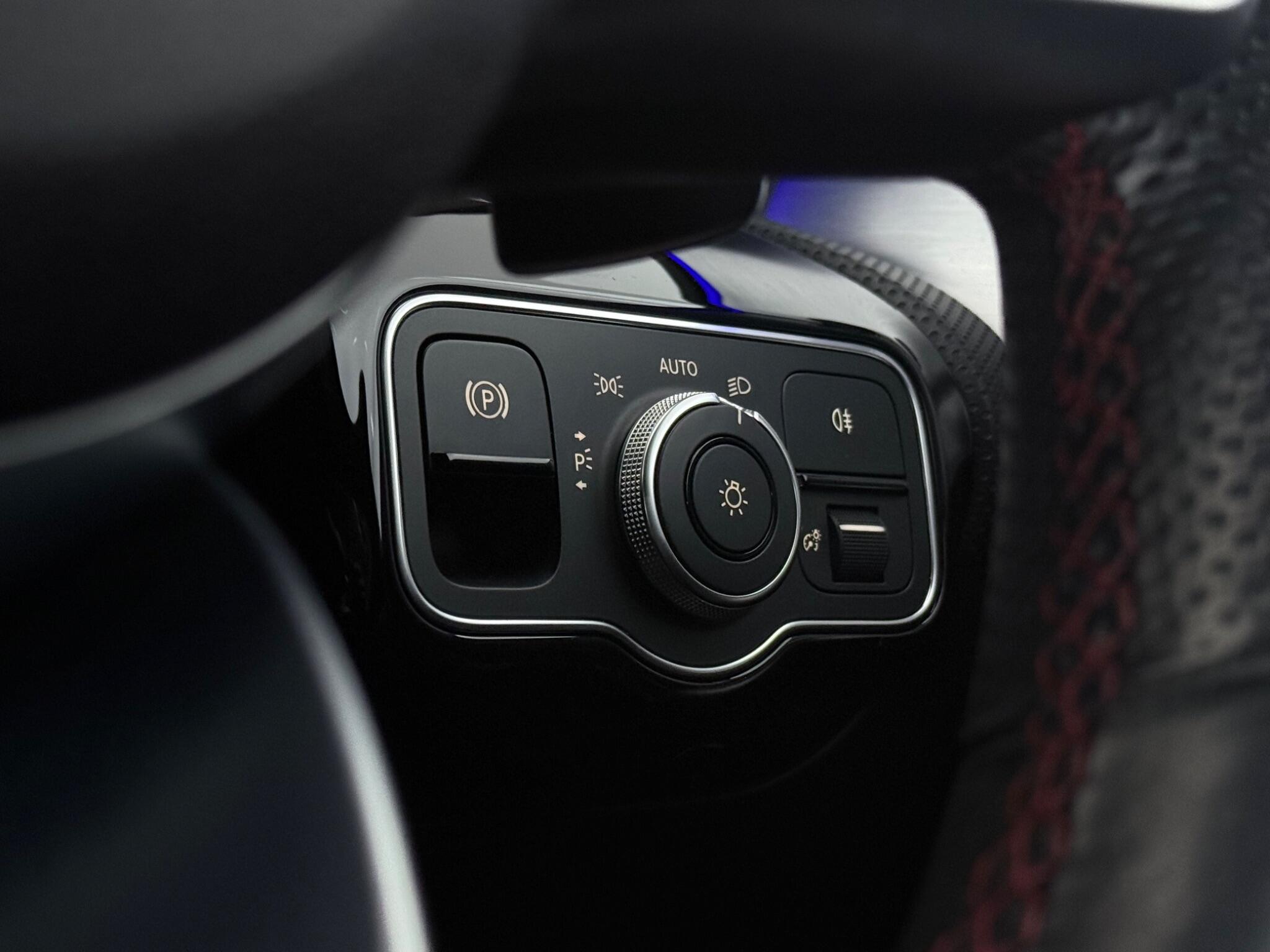 Mercedes-Benz A-Class view 21