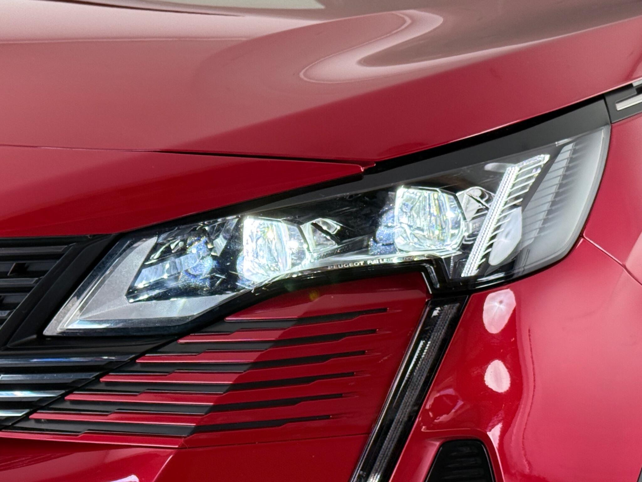 Peugeot 3008 view 9