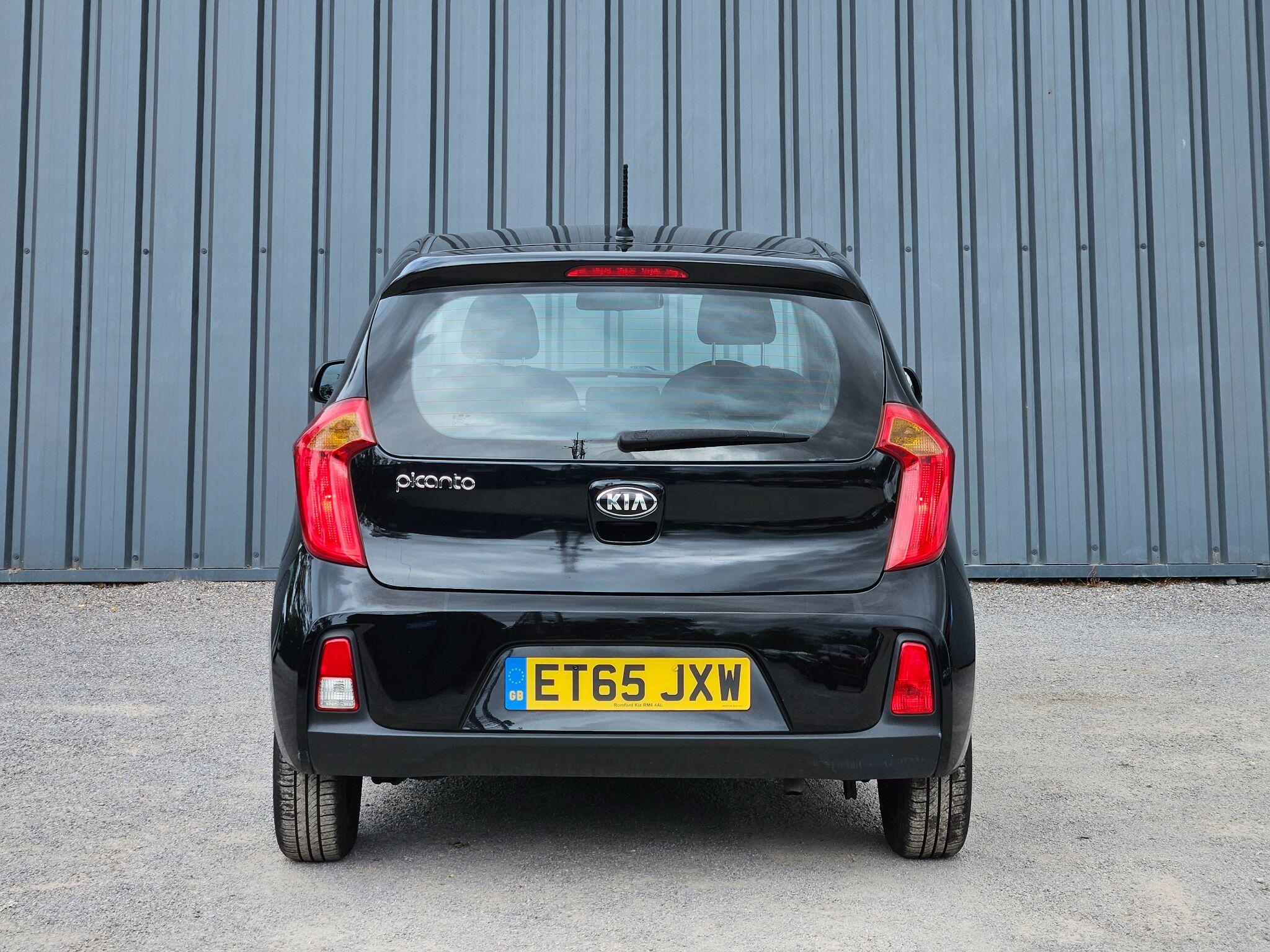 2016 Kia Picanto image 13