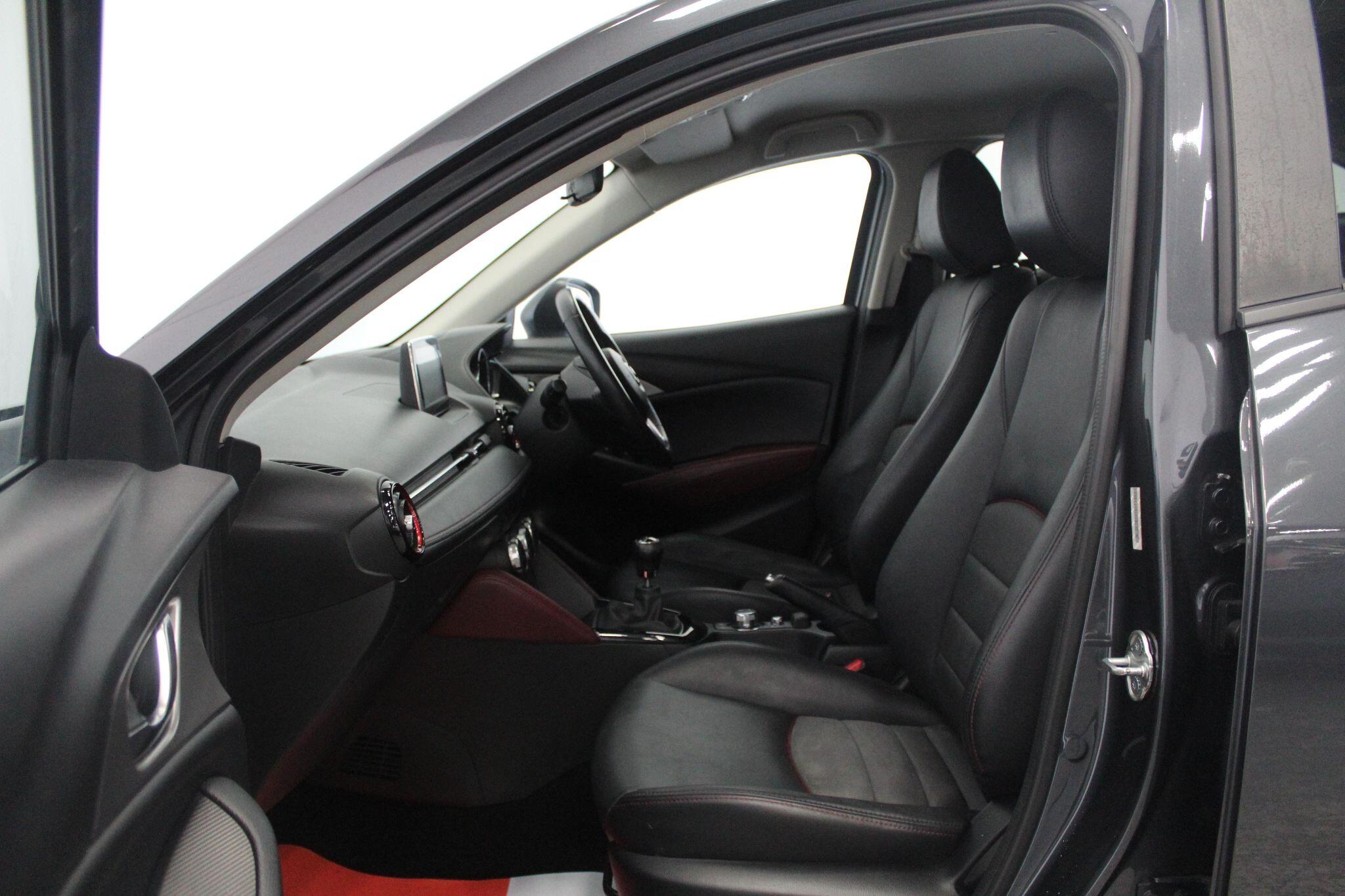 Mazda CX-3 view 48