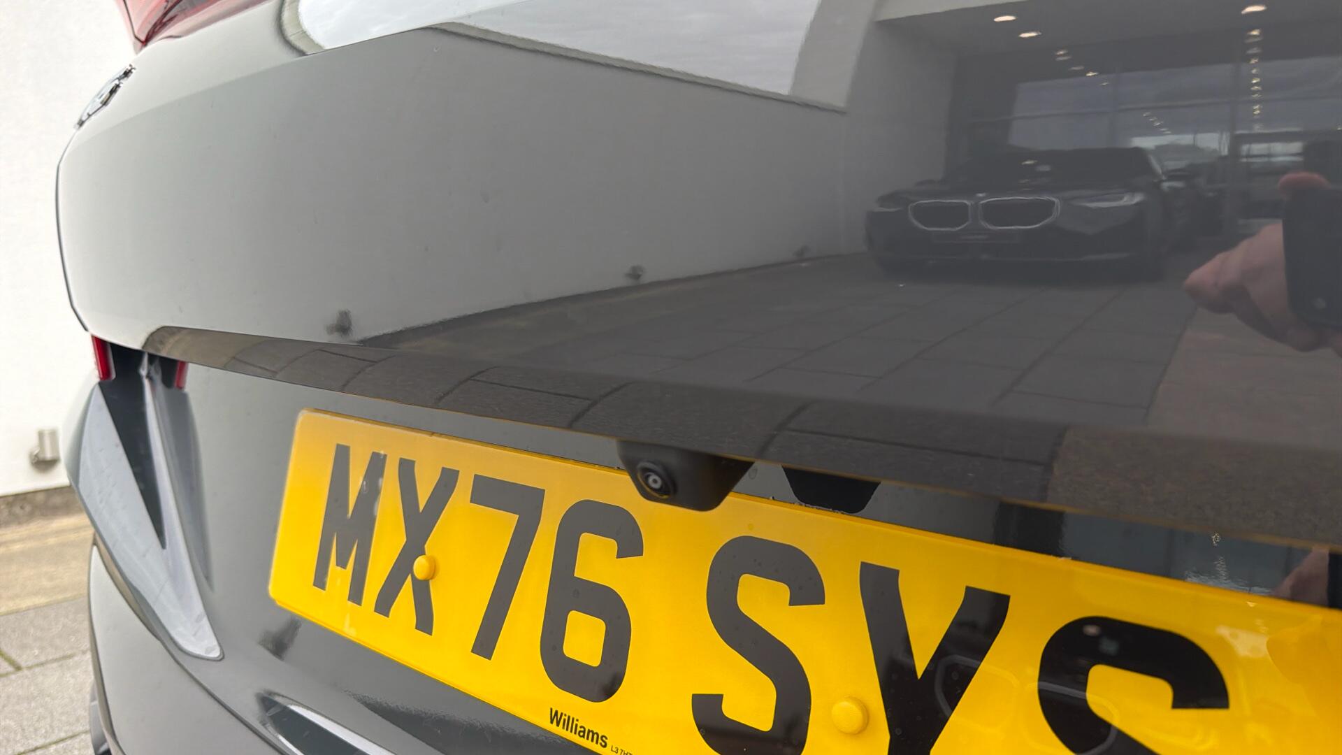 BMW X6 view 41