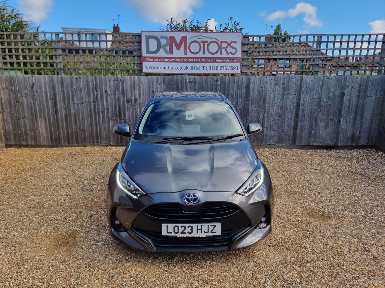 Toyota Yaris view 36