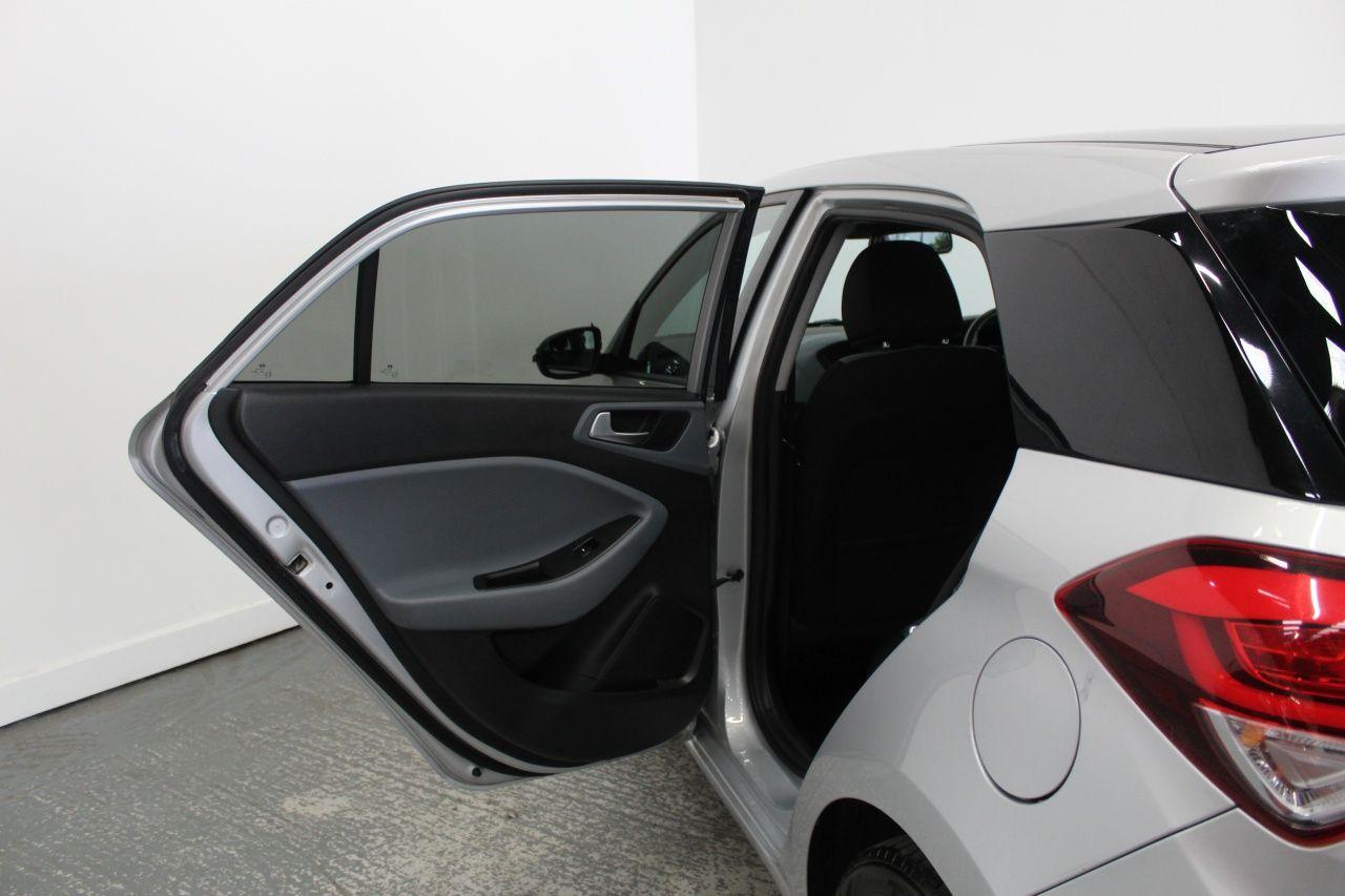 Hyundai I20 view 30