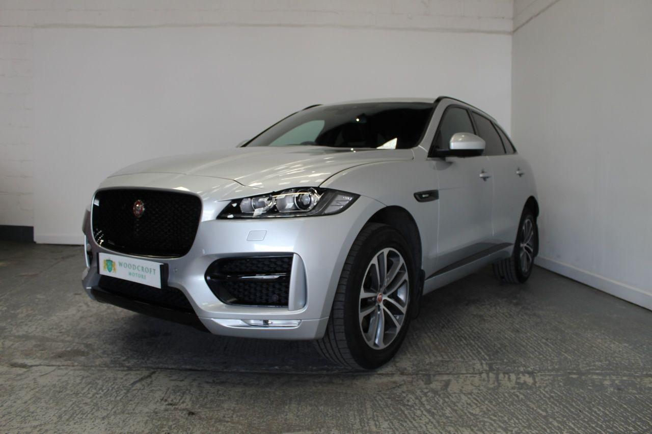 Jaguar F-Pace view 2