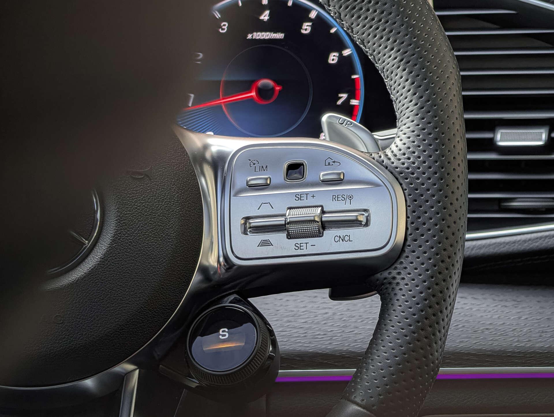 Mercedes-Benz Gle view 38