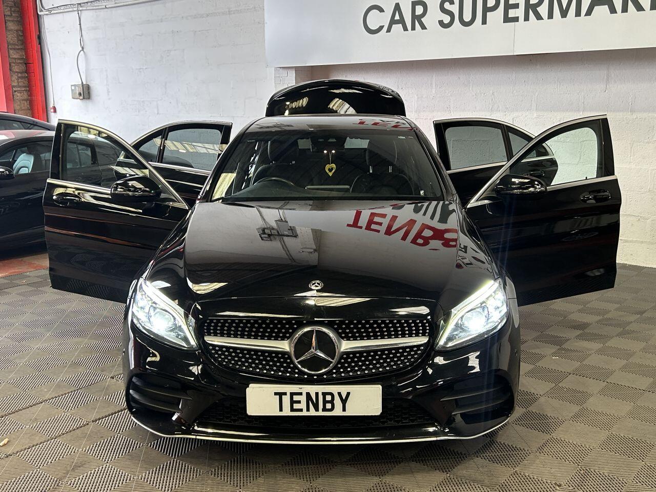 Mercedes-Benz C Class view 12