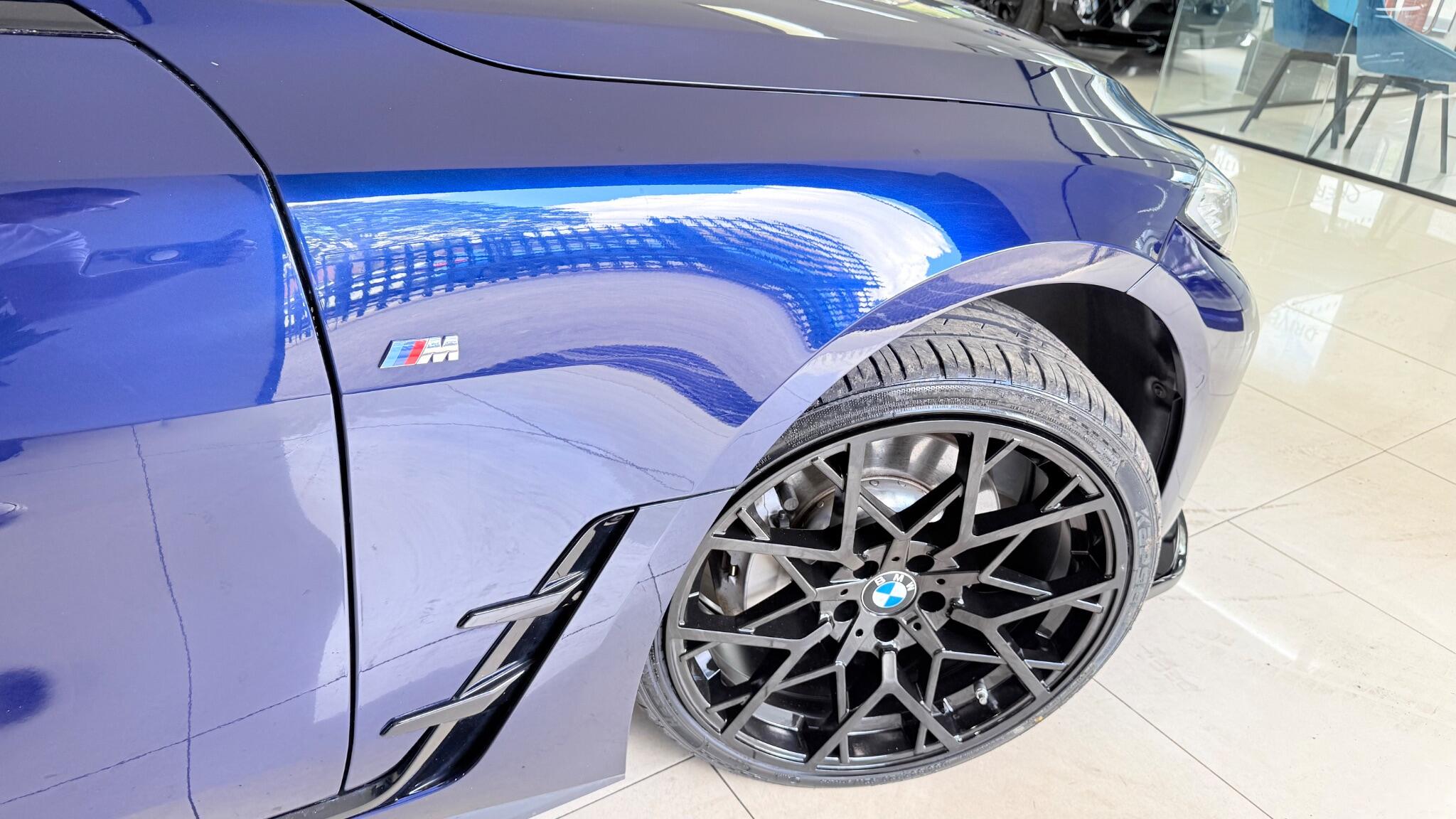 BMW I4 view 27
