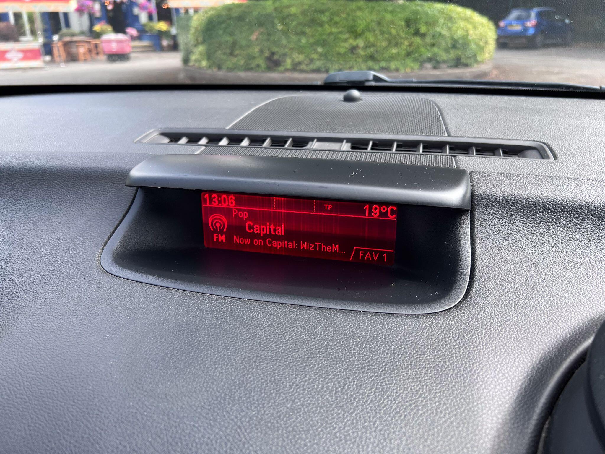 Vauxhall Meriva view 14