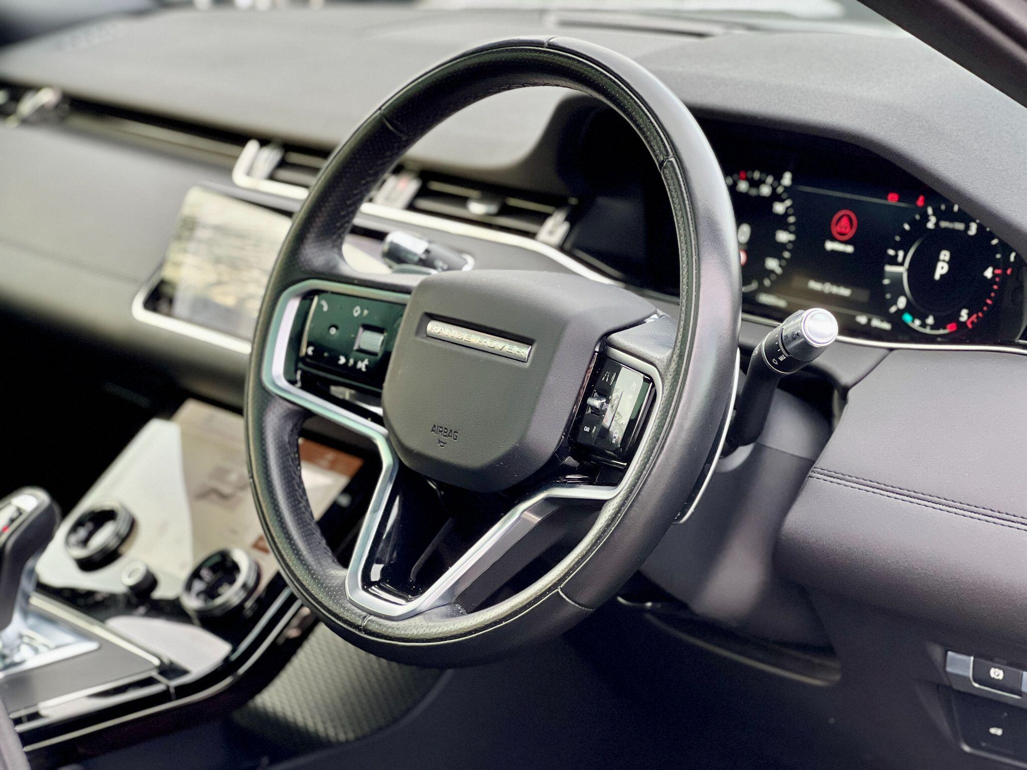 Land Rover Range Rover Evoque view 32
