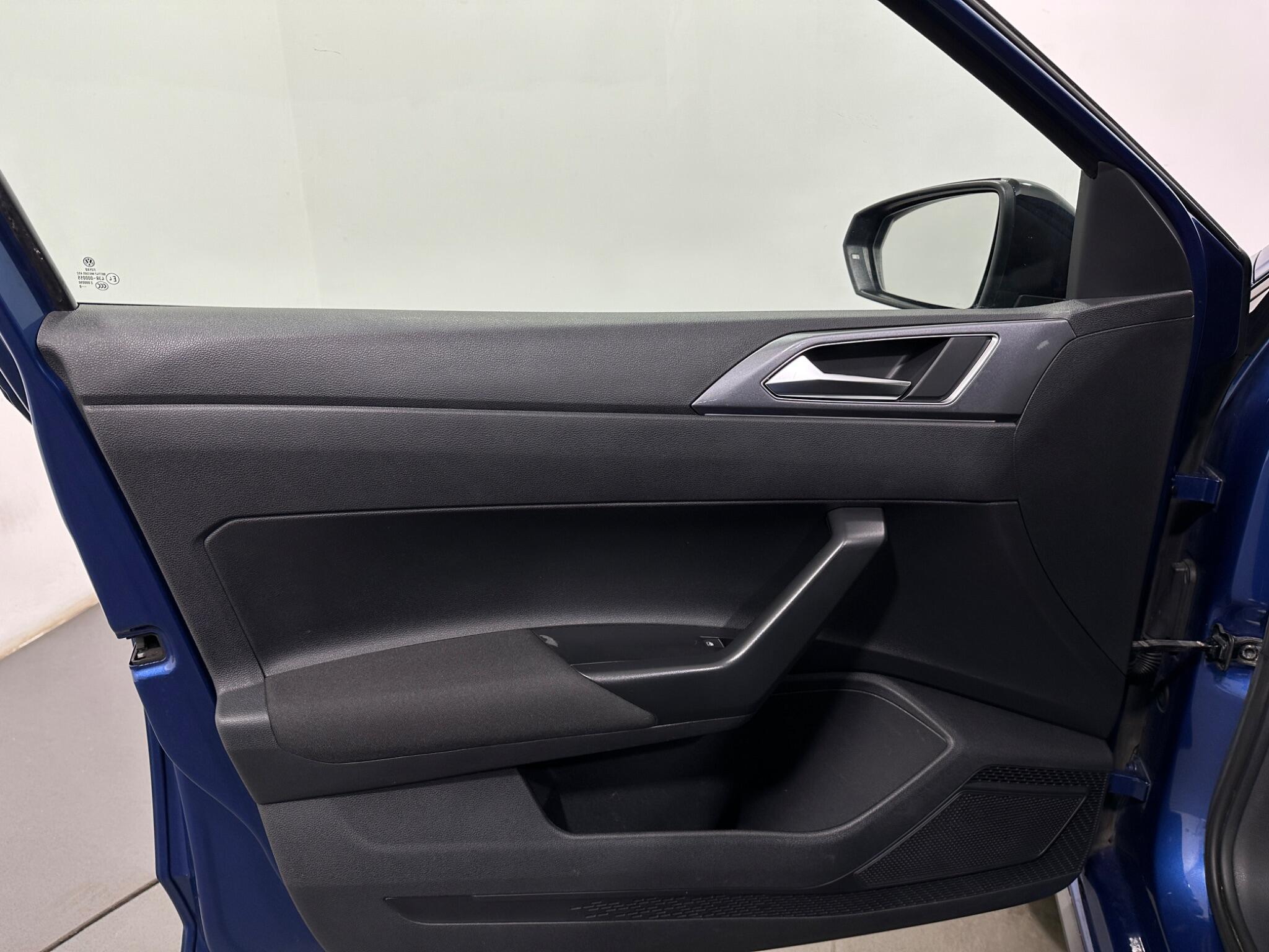 Volkswagen Polo view 36