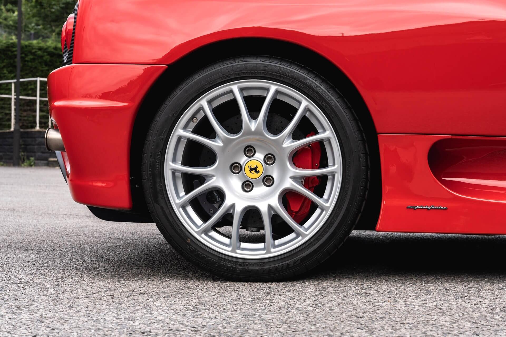 Ferrari Challenge Stradale view 95