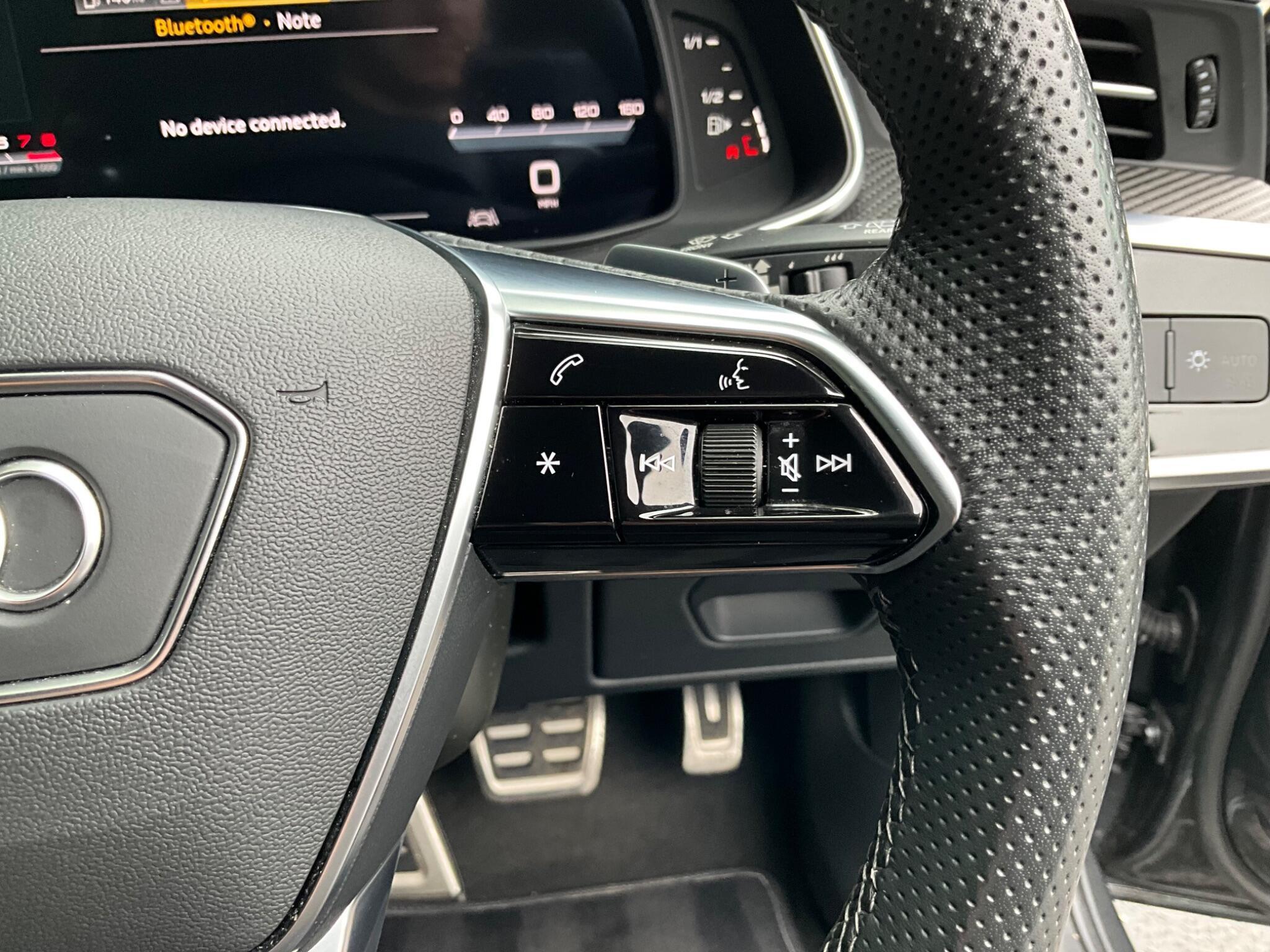 Audi A6 Avant view 15