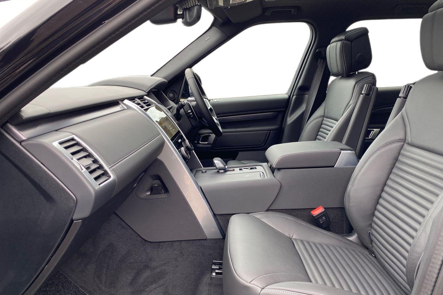 Land Rover Discovery view 6