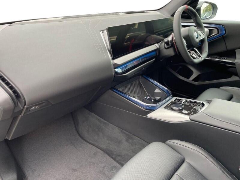 BMW X3 view 7