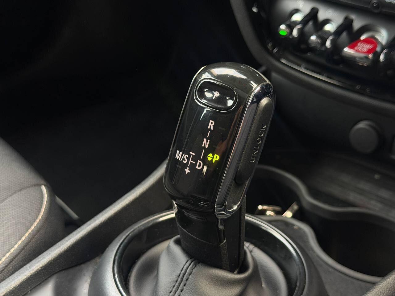 MINI Clubman view 36