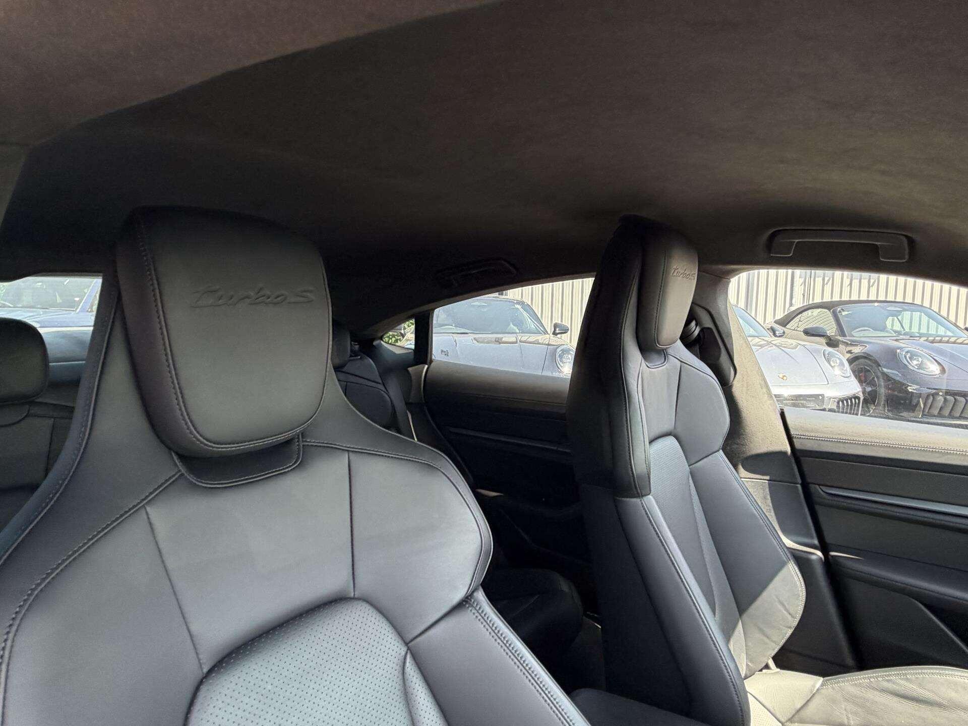 Porsche Taycan view 16