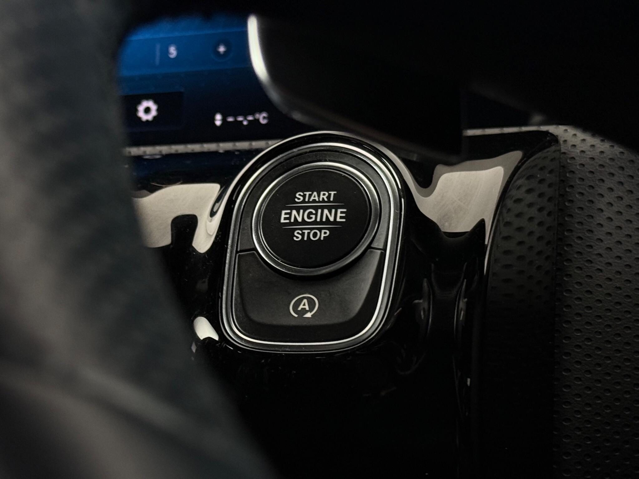 Mercedes-Benz CLA view 22