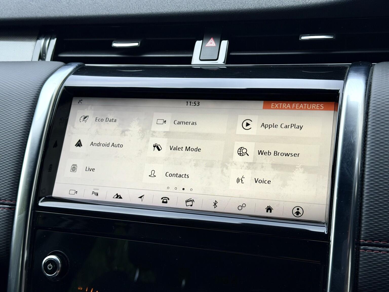 Land Rover Discovery Sport view 17