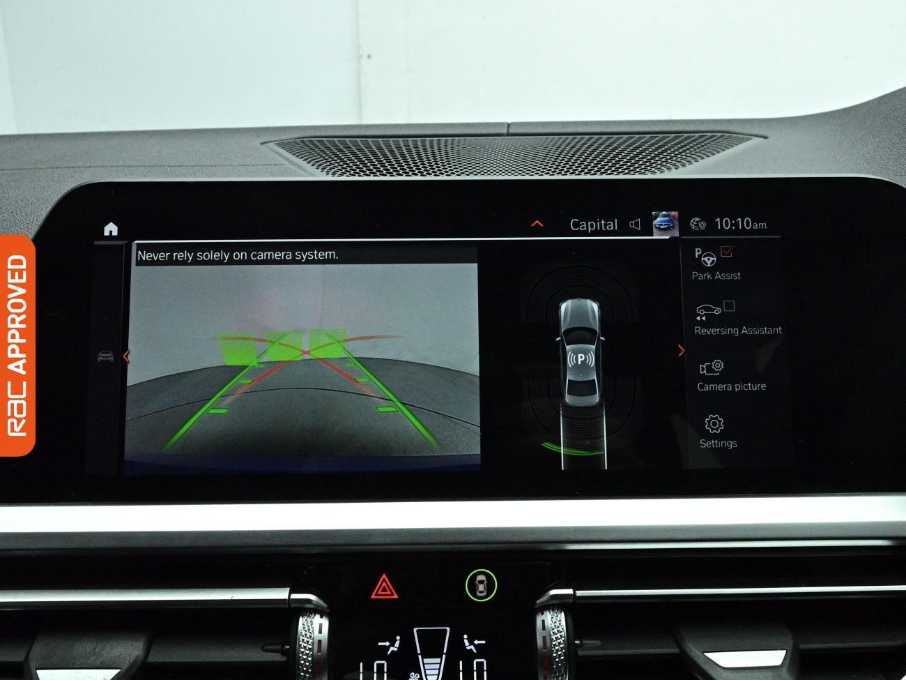 BMW 3 Series view 16