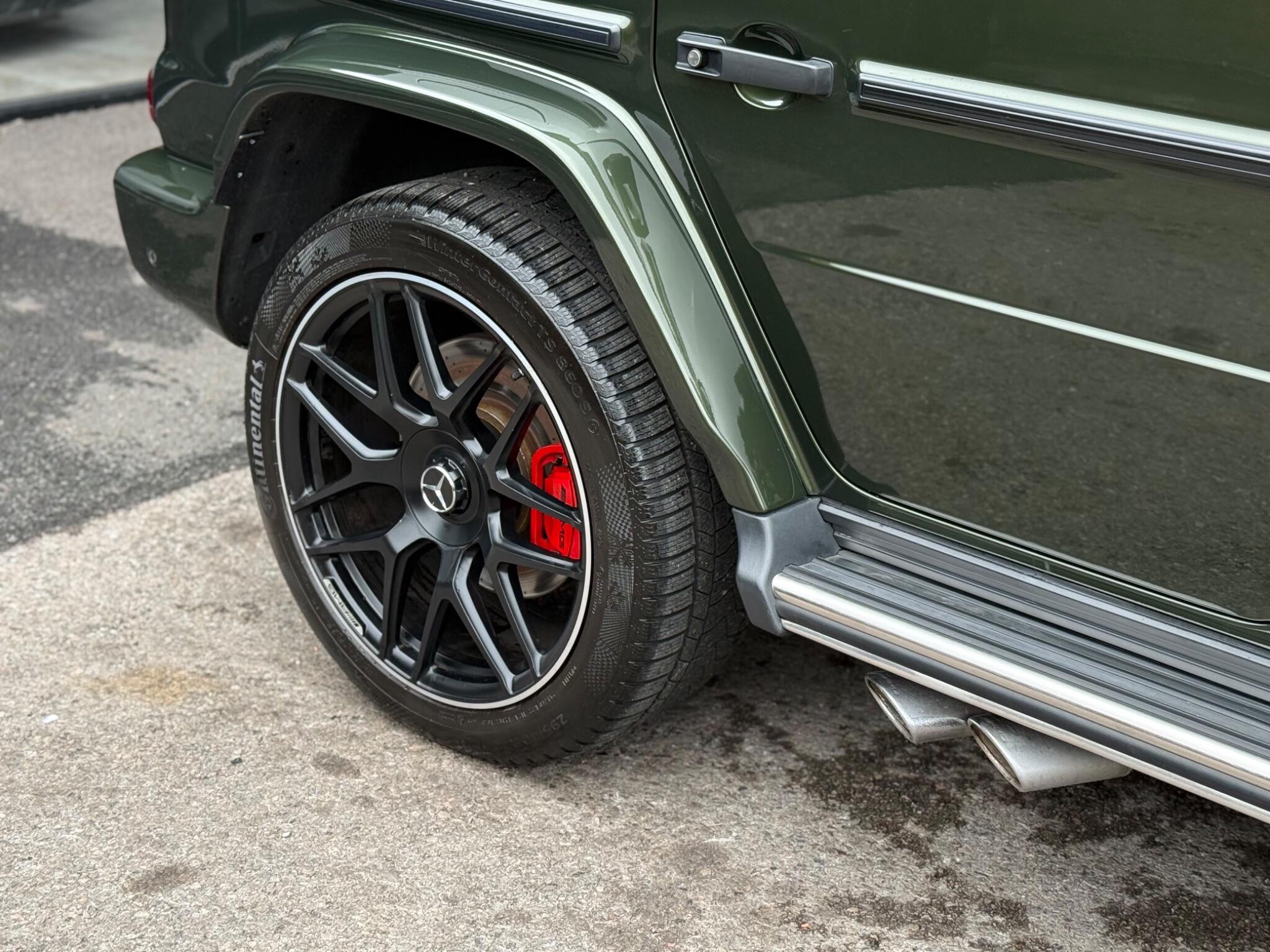Mercedes-Benz G-Class view 17