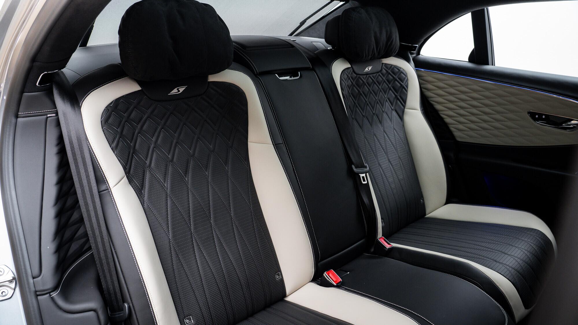 Bentley Flying Spur view 23