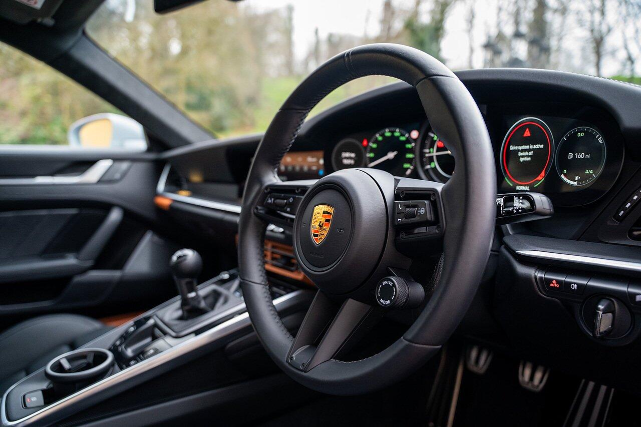 Porsche 911 view 56