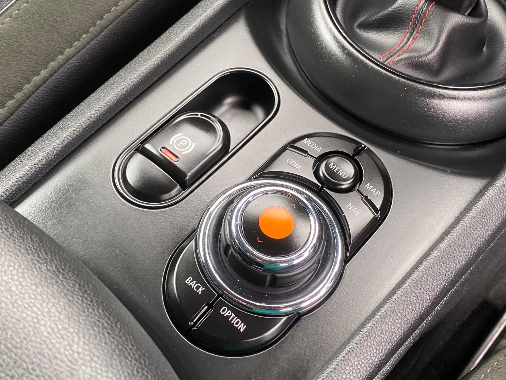 Mini Clubman view 26
