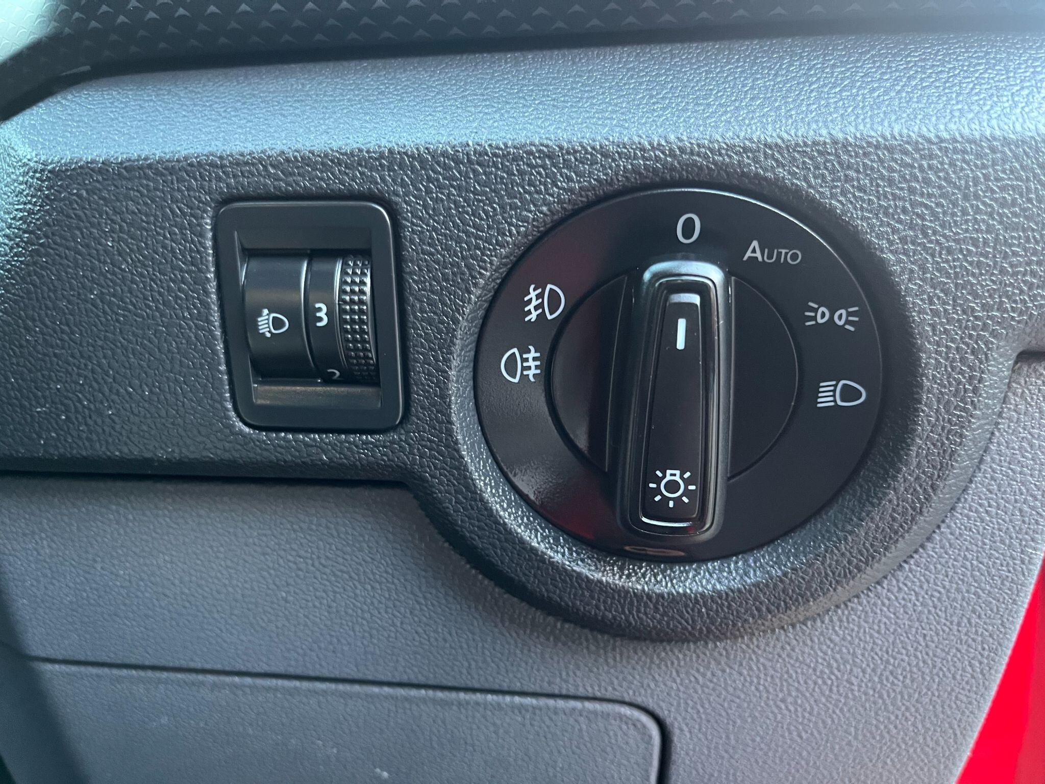 Volkswagen T-Cross view 22