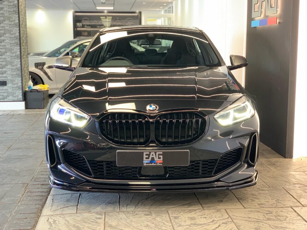 BMW 1 Series view 4