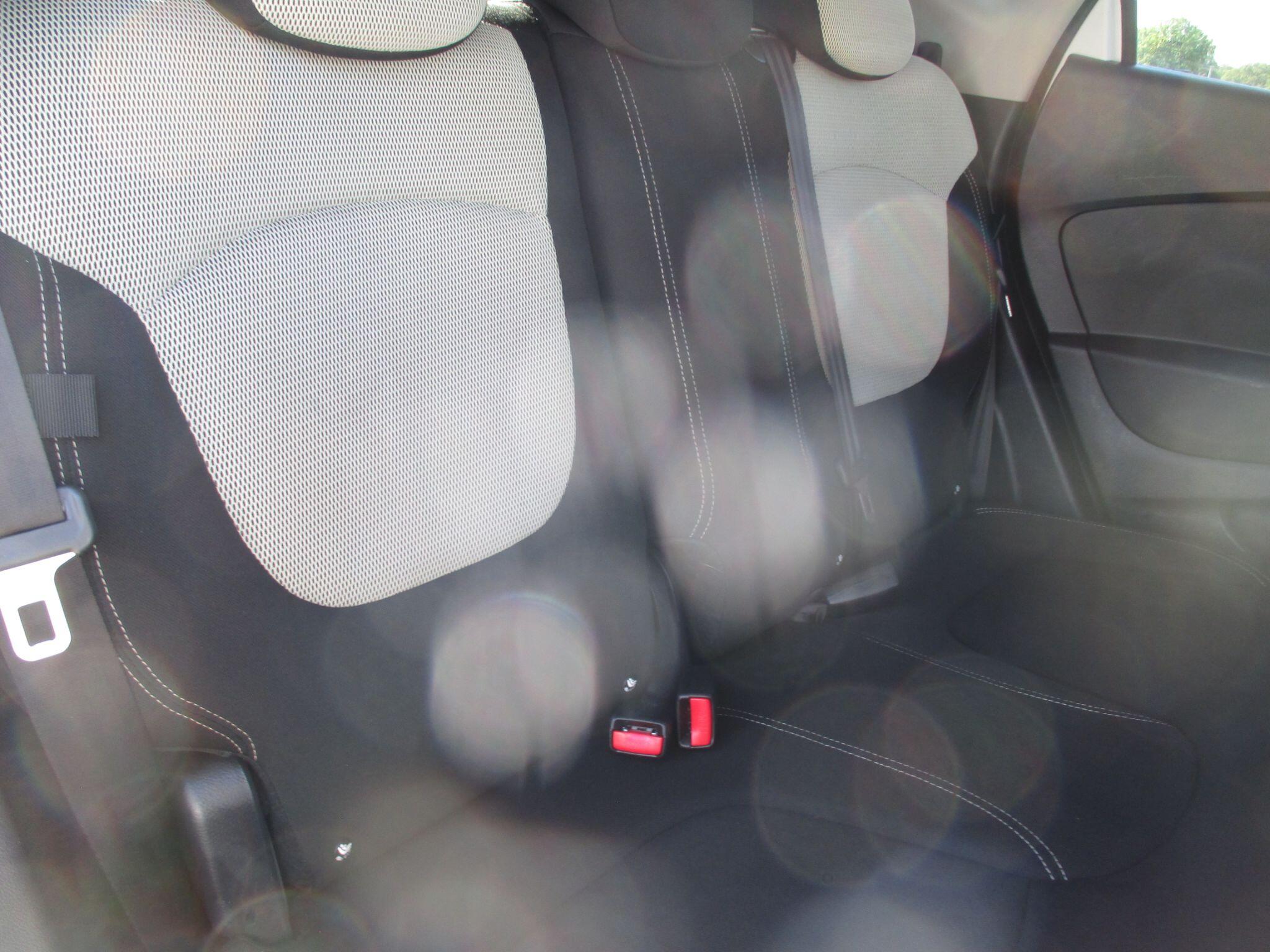 Renault Captur view 24